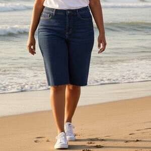 New York & Company Jean Shorts Curvy High Rise blue raw cut-off hem size 12 NWT